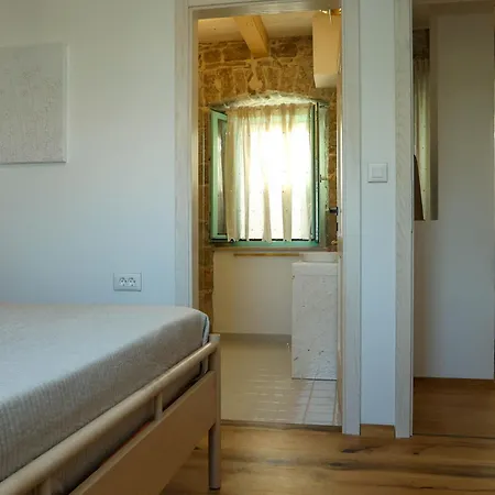 Luxury Zlaja With Private Pool And Sauna Bozava