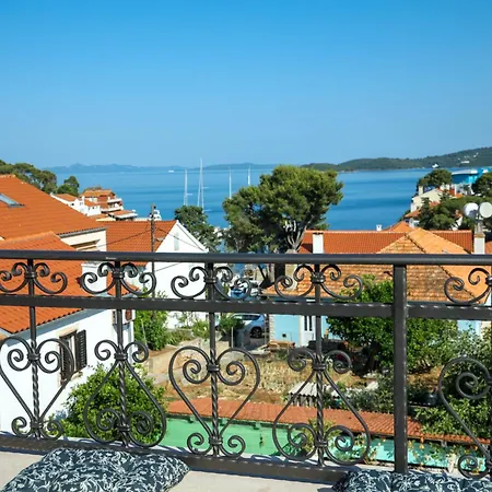 Luxury Zlaja With Private Pool And Sauna Villa *