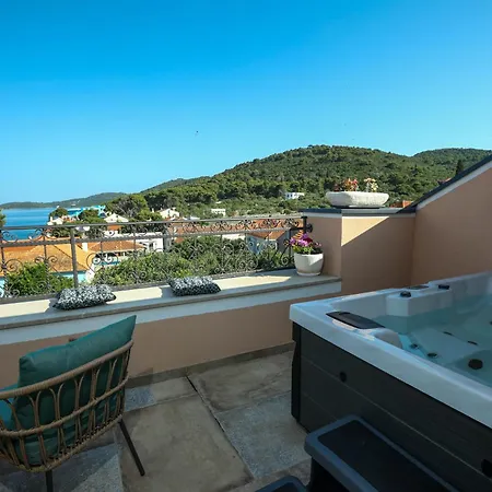 Luxury Zlaja With Private Pool And Sauna Villa Božava