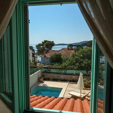 Luxury Zlaja With Private Pool And Sauna Villa *