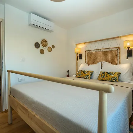 Luxury Zlaja With Private Pool And Sauna Villa *