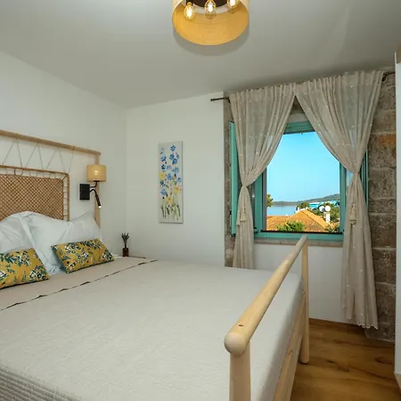 Villa Luxury Zlaja With Private Pool And Sauna Božava