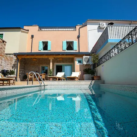 Luxury Zlaja With Private Pool And Sauna Villa *