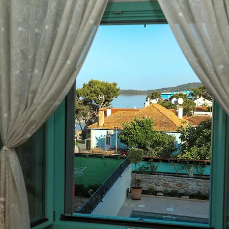 Villa Luxury Zlaja With Private Pool And Sauna *