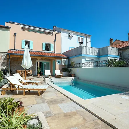 Villa Luxury Zlaja With Private Pool And Sauna